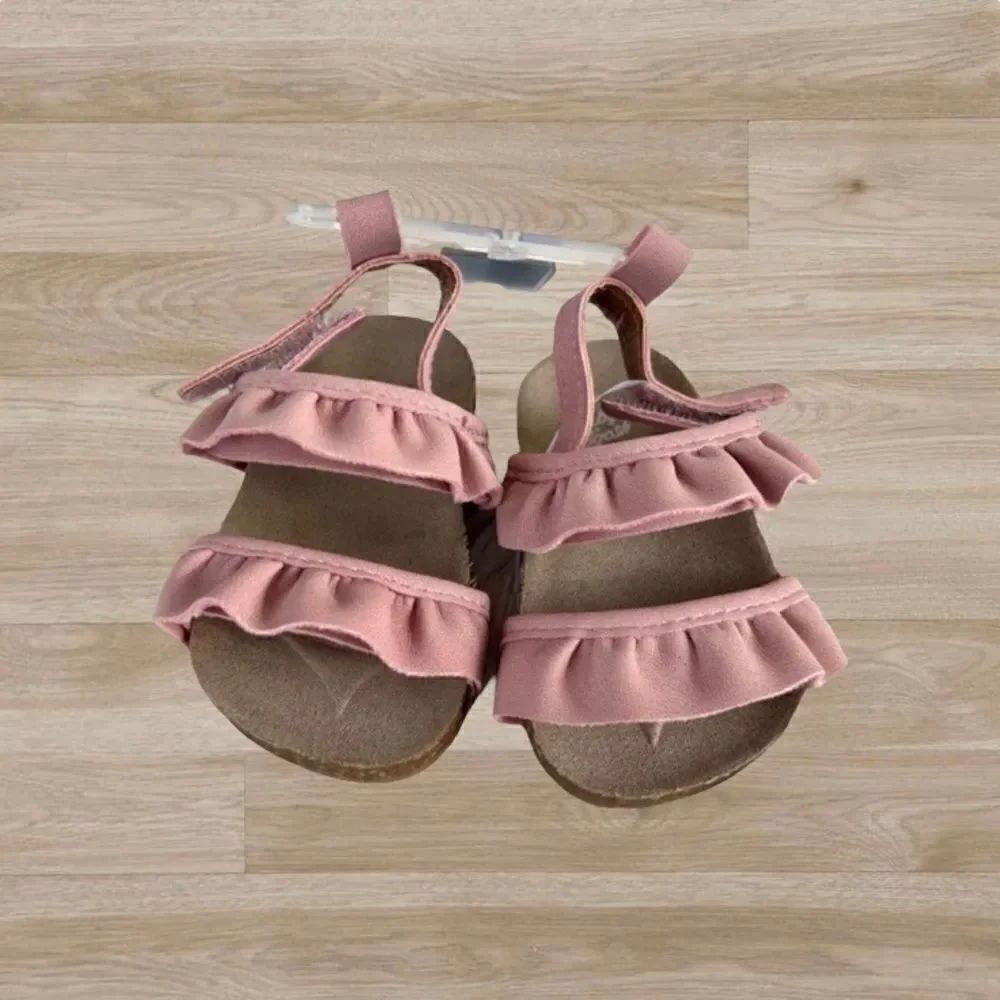 OshKosh B'Gosh Baby Pink Ruffle Sandals Size 1 (0-3‎ Months) NWT